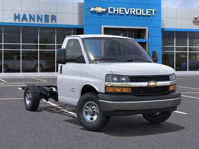 2025 Chevrolet Express Cutaway 3500 1WT