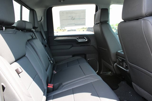 2025 Chevrolet Silverado 3500 HD LTZ