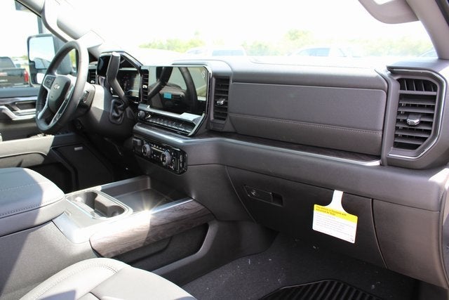 2025 Chevrolet Silverado 3500 HD LTZ