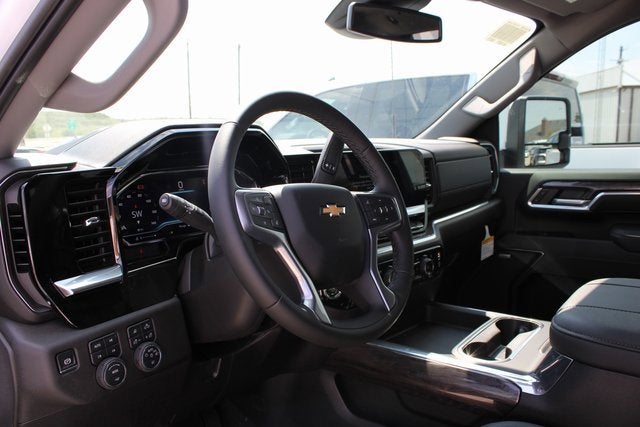 2025 Chevrolet Silverado 3500 HD LTZ