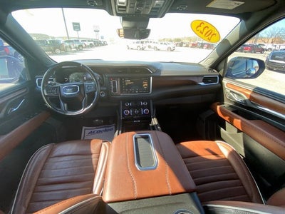 2023 GMC Yukon XL Denali Ultimate