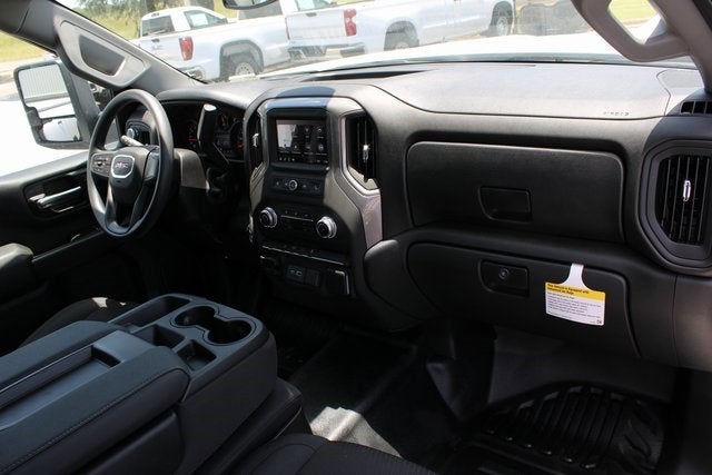 2025 GMC Sierra 2500 HD Pro