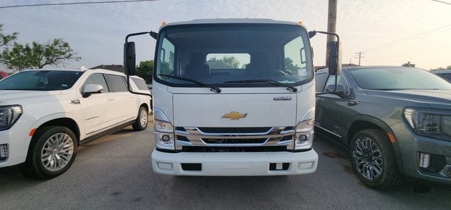2024 Chevrolet Low Cab Forward 4500 Base