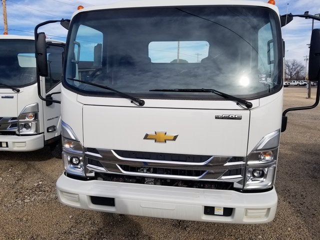 2025 Chevrolet Low Cab Forward 4500 Base