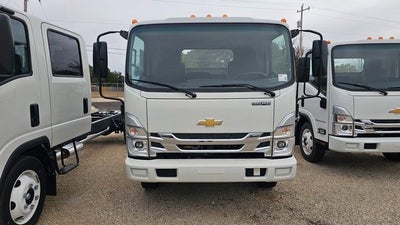 2024 Chevrolet Low Cab Forward 5500 XG Base