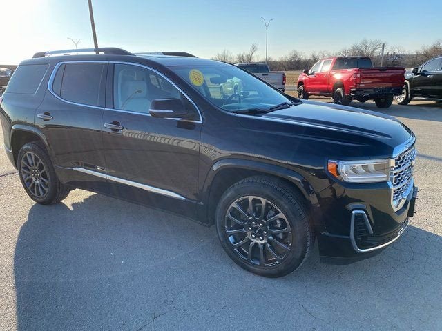 2023 GMC Acadia Denali