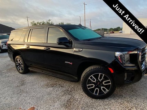2022 GMC Yukon XL AT4