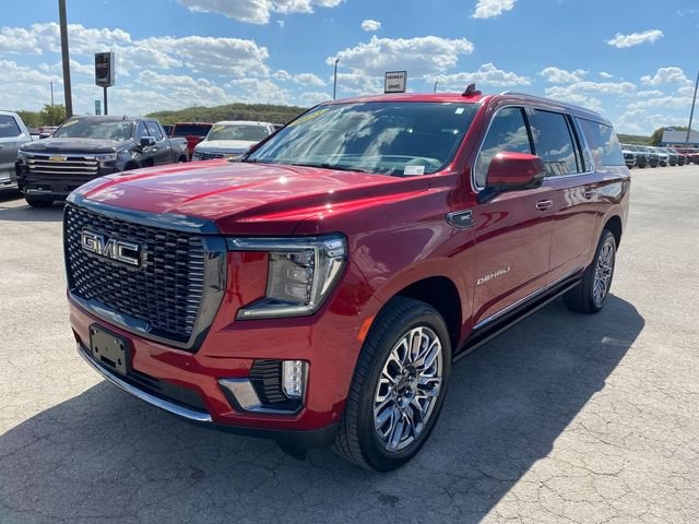 2023 GMC Yukon XL Denali Ultimate