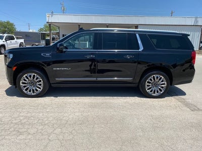 2024 GMC Yukon XL Denali Ultimate