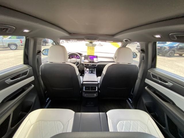 2024 Volkswagen Atlas Cross Sport 2.0T SEL Premium R-Line
