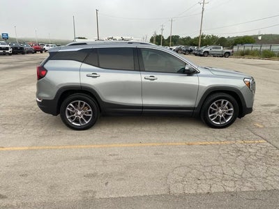 2023 GMC Terrain SLT