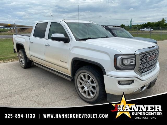 2016 GMC Sierra 4WD Crew Cab Short Box's photo
