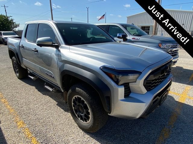 2024 Toyota Tacoma 4WD SR5