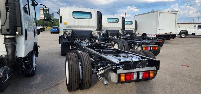 2024 Chevrolet Low Cab Forward 4500 Base