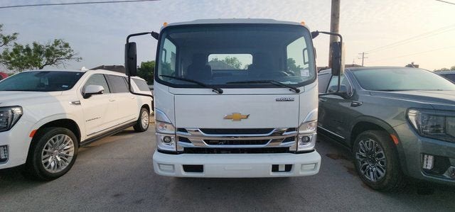 2024 Chevrolet Low Cab Forward 4500 Base