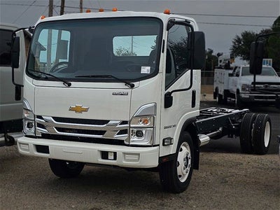 2024 Chevrolet Low Cab Forward 5500 XG Base