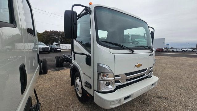 2024 Chevrolet Low Cab Forward 5500 XG Base
