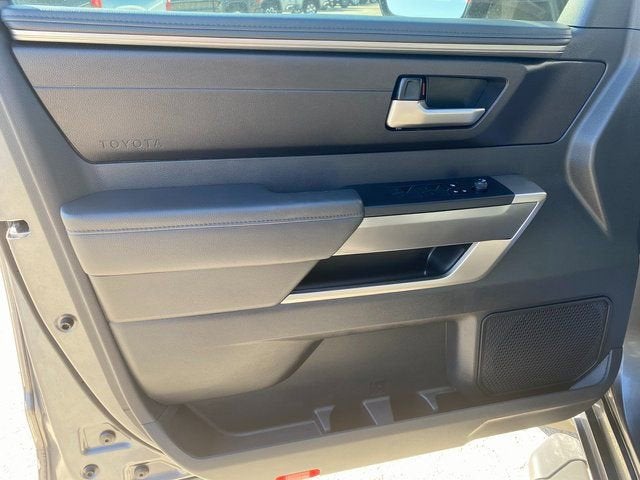 2024 Toyota Tundra 4WD SR5