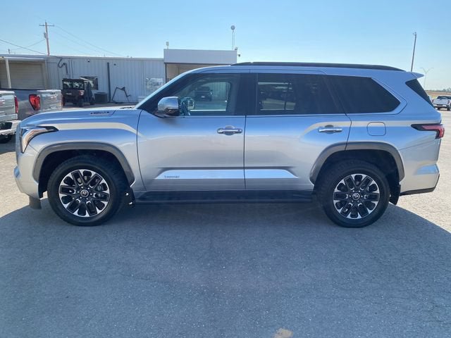 2023 Toyota Sequoia SR5