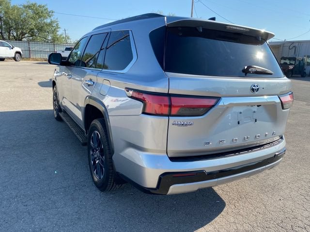 2023 Toyota Sequoia SR5