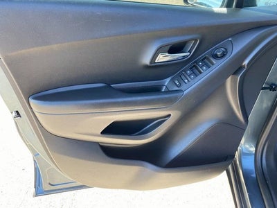 2022 Chevrolet Trax LS